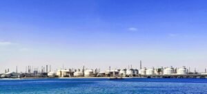 Kuwait reduce producția de petrol din motive de securitate